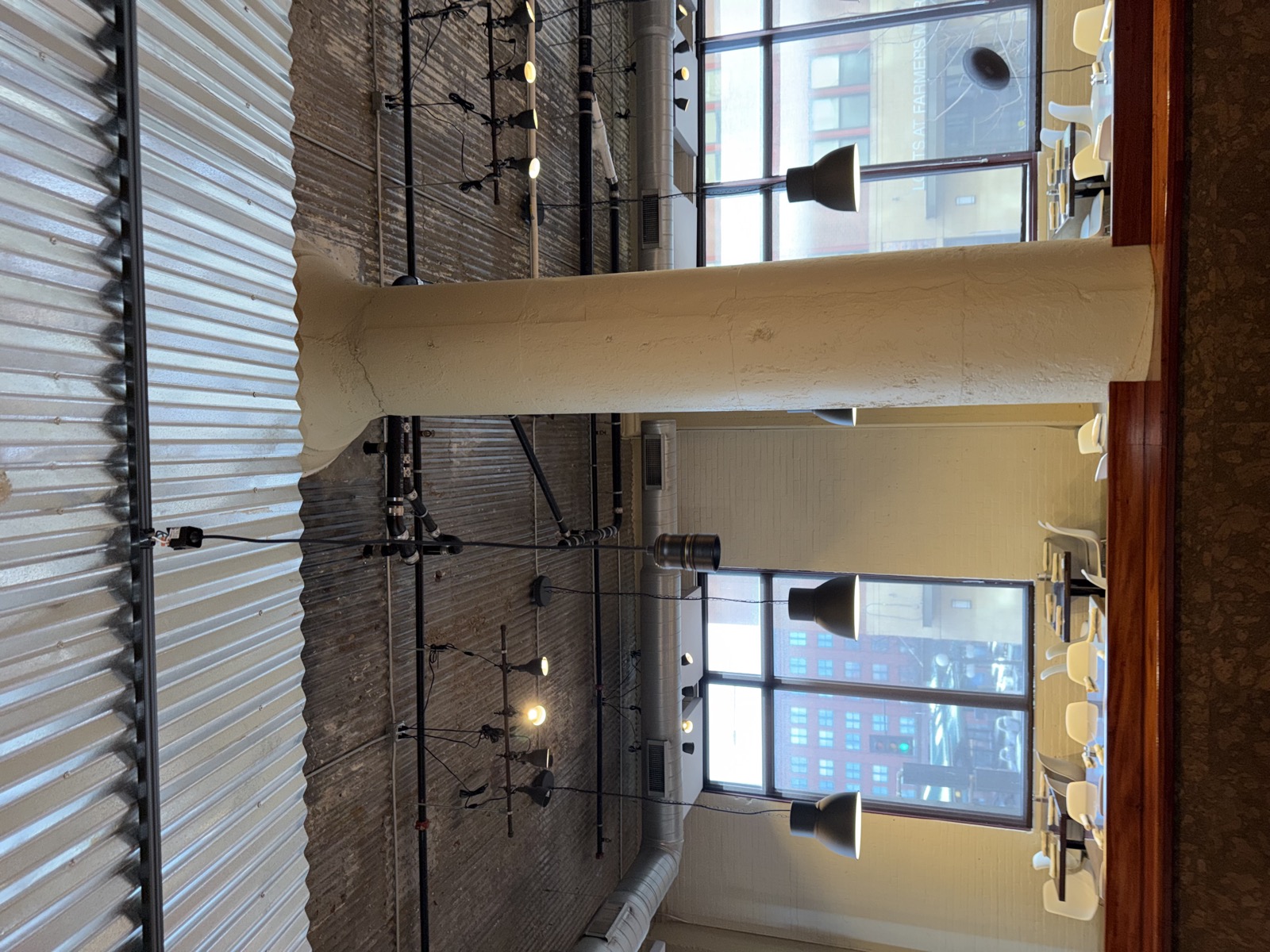 Retail - Bar Light Out